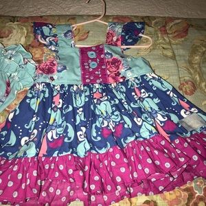 Eleanore Rose sz 4 top and pant set